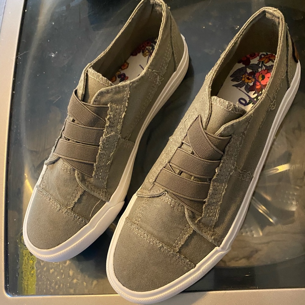 Blowfish slip ons